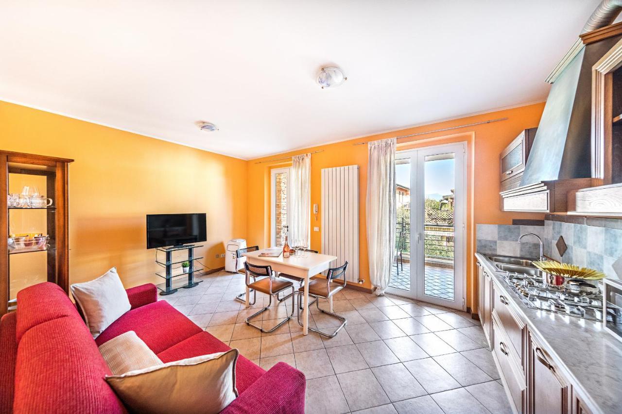 Annamaria 9 Apartment By Wonderful Italy Sirmione Exteriör bild