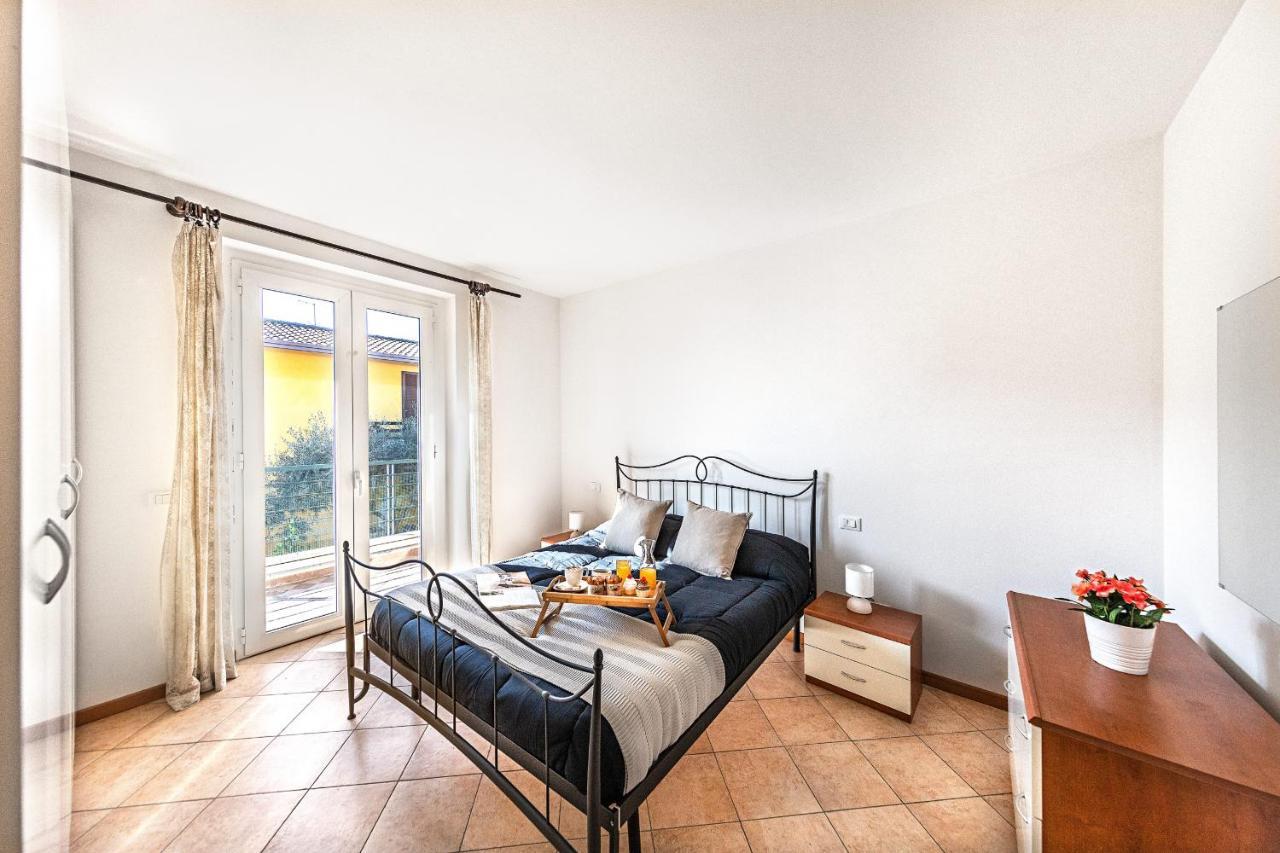 Annamaria 9 Apartment By Wonderful Italy Sirmione Exteriör bild