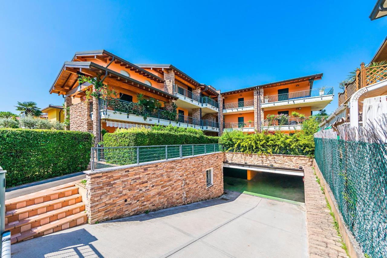 Annamaria 9 Apartment By Wonderful Italy Sirmione Exteriör bild