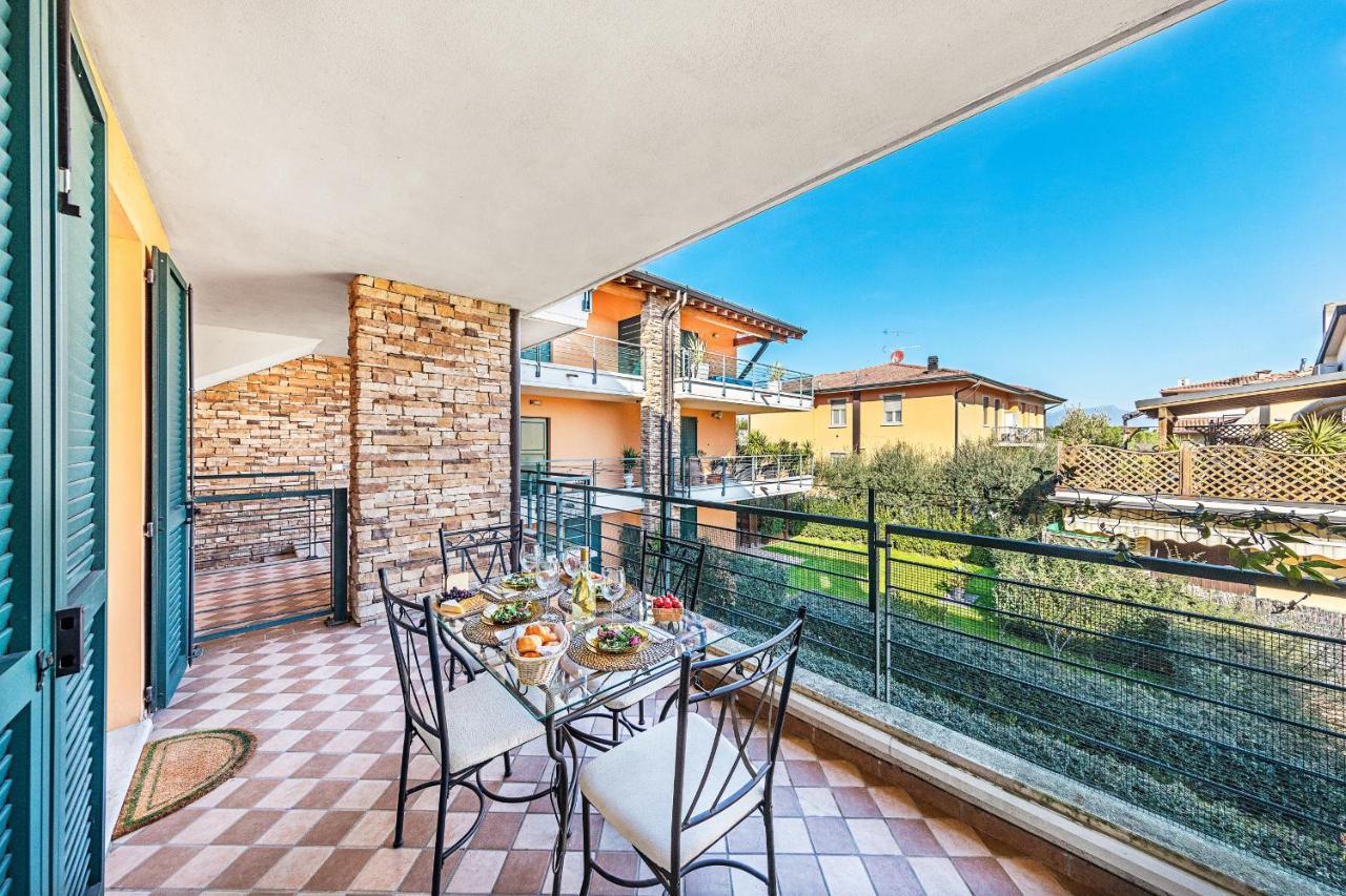Annamaria 9 Apartment By Wonderful Italy Sirmione Exteriör bild
